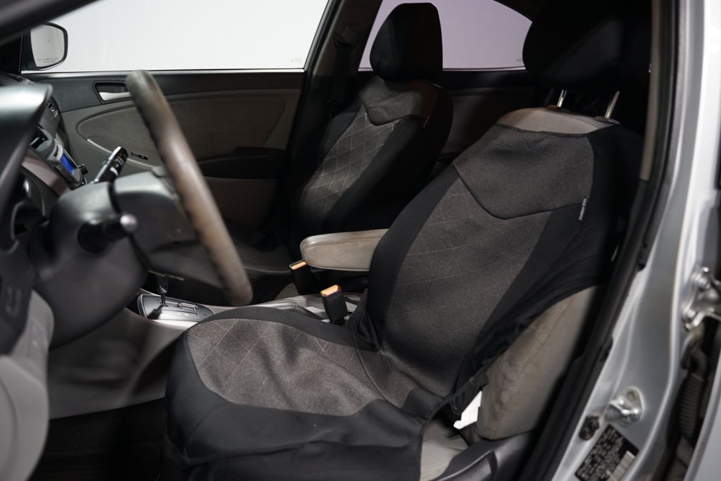 2014 Hyundai Accent GLS 6