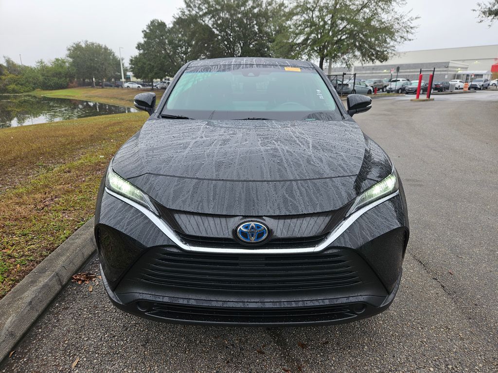 2022 Toyota Venza LE 8