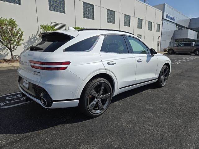 2025 Genesis GV70  8