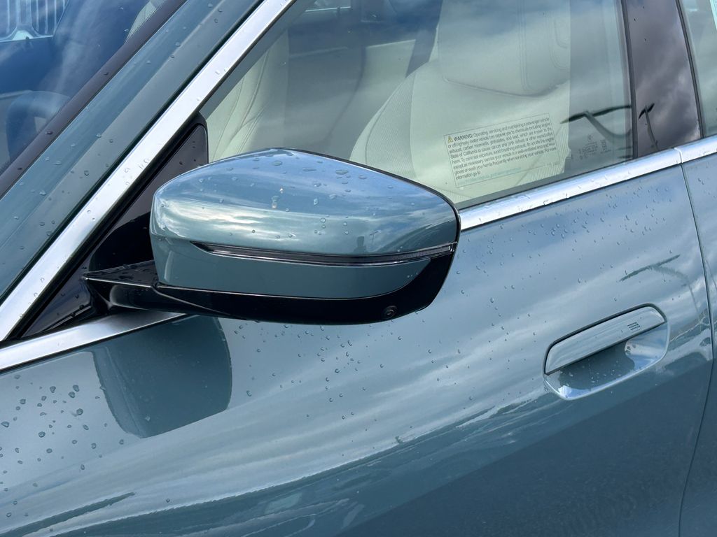 Thumbnail: 2025 BMW i4 - 10