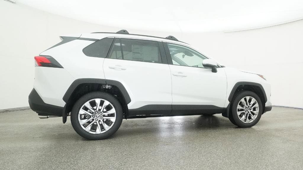 Thumbnail: 2025 Toyota RAV4 - 9
