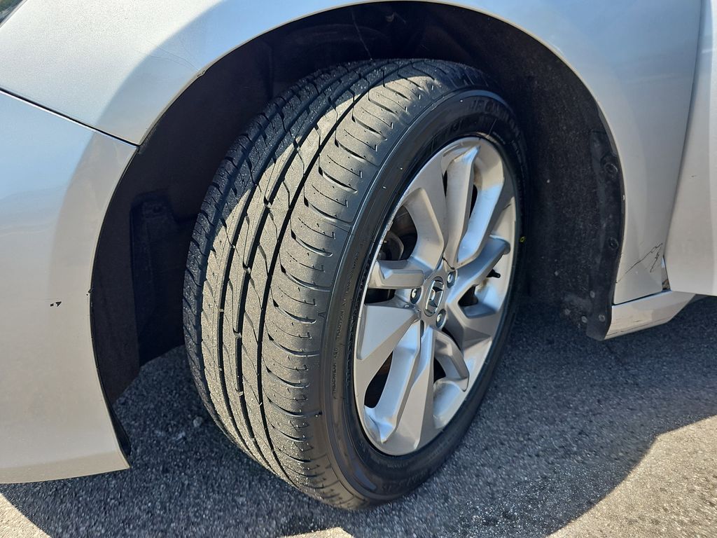 Used 2020 Gray Honda LX image 32