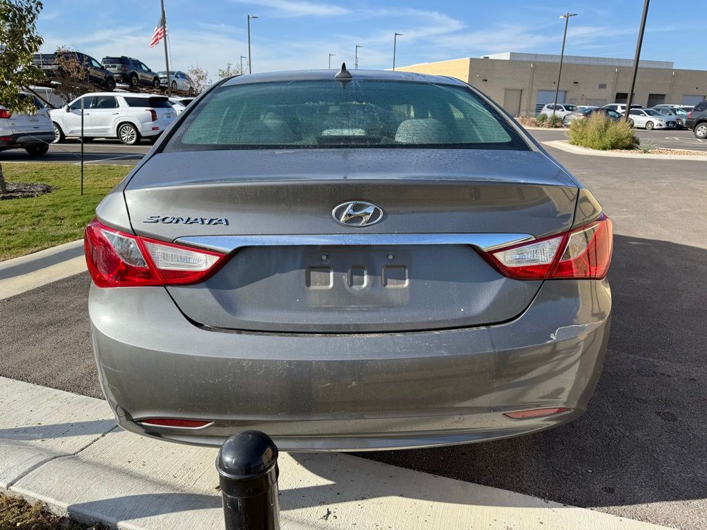 Thumbnail: 2013 Hyundai Sonata - 5