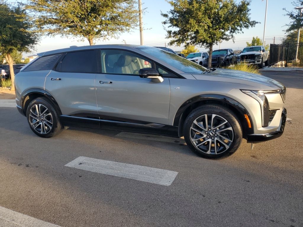 Used Car 2025 Cadillac Optiq  Sport 2 For Sale Under $50,000 In Austin, Texas