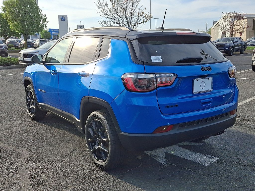 Thumbnail: 2022 Jeep Compass - 4