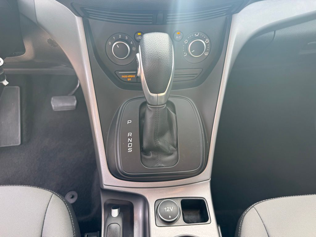 Thumbnail: 2016 Ford Escape - 22