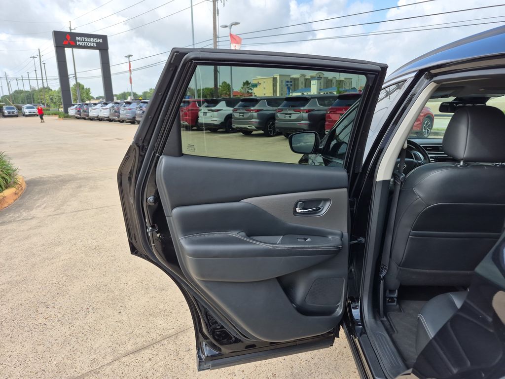 2023 Nissan Murano SV Black at Central Houston Nissan