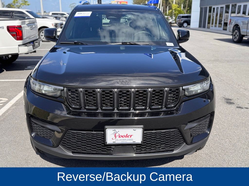 2022 Jeep Grand Cherokee Altitude