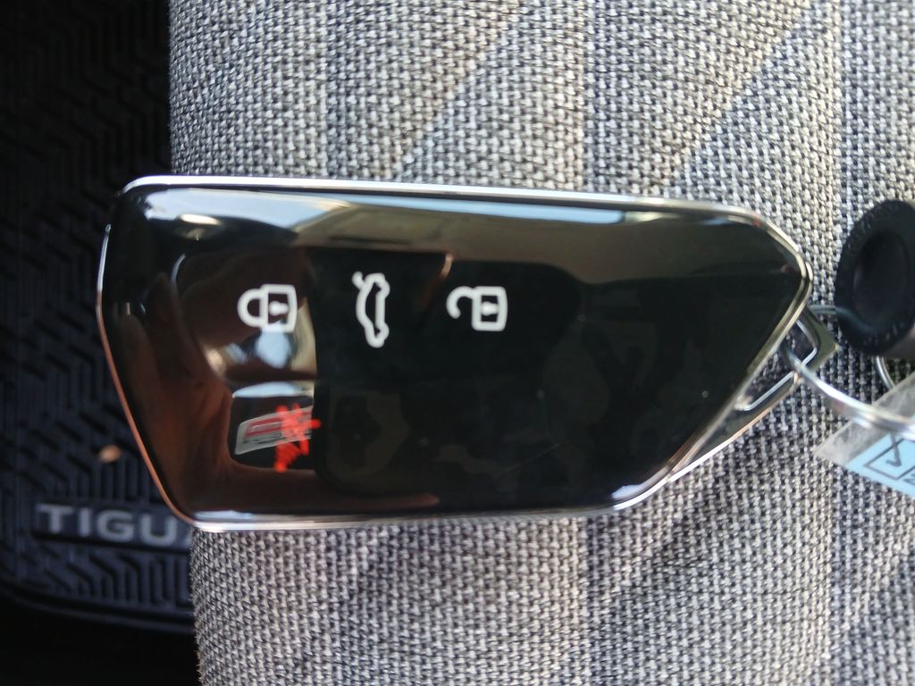 New 2026 Silver Volkswagen 2.0T S image 27