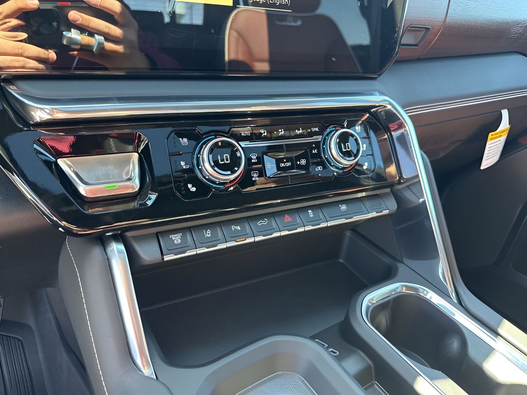 New 2026 White GMC Denali Ultimate image 34