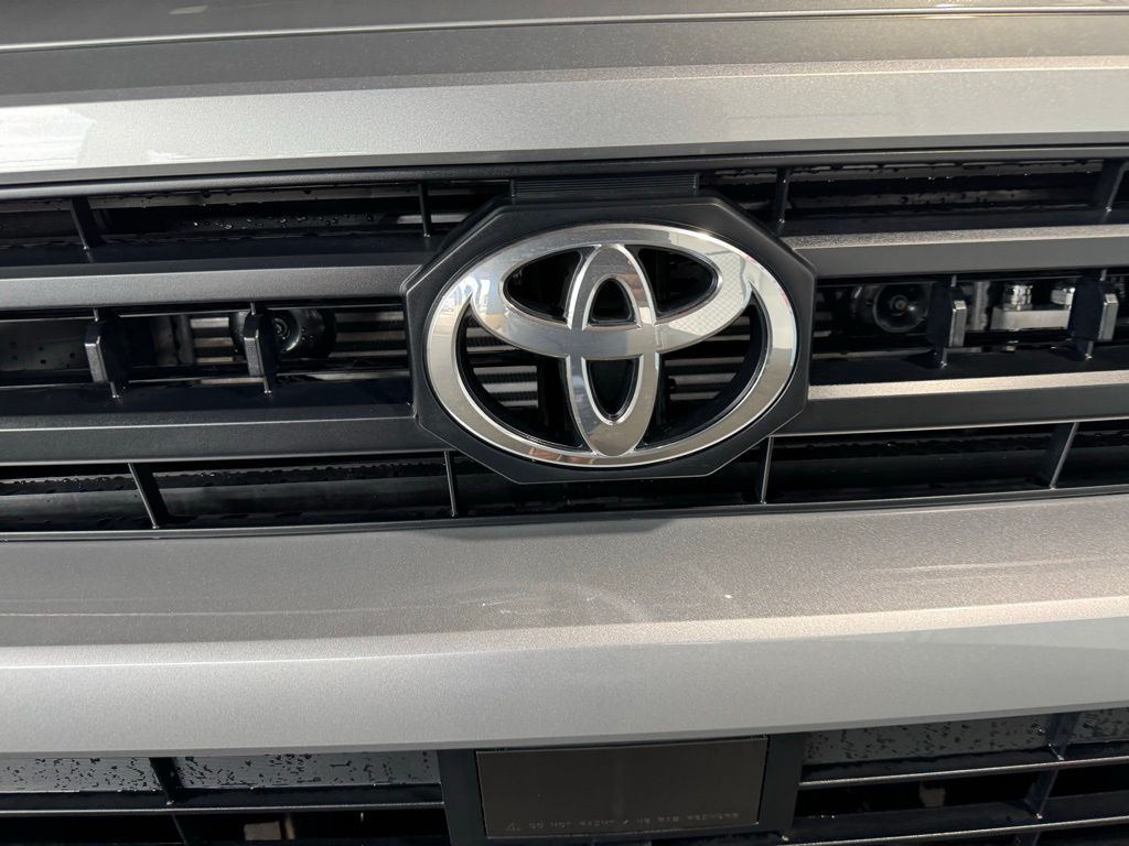 Thumbnail: 2026 Toyota 4Runner - 12