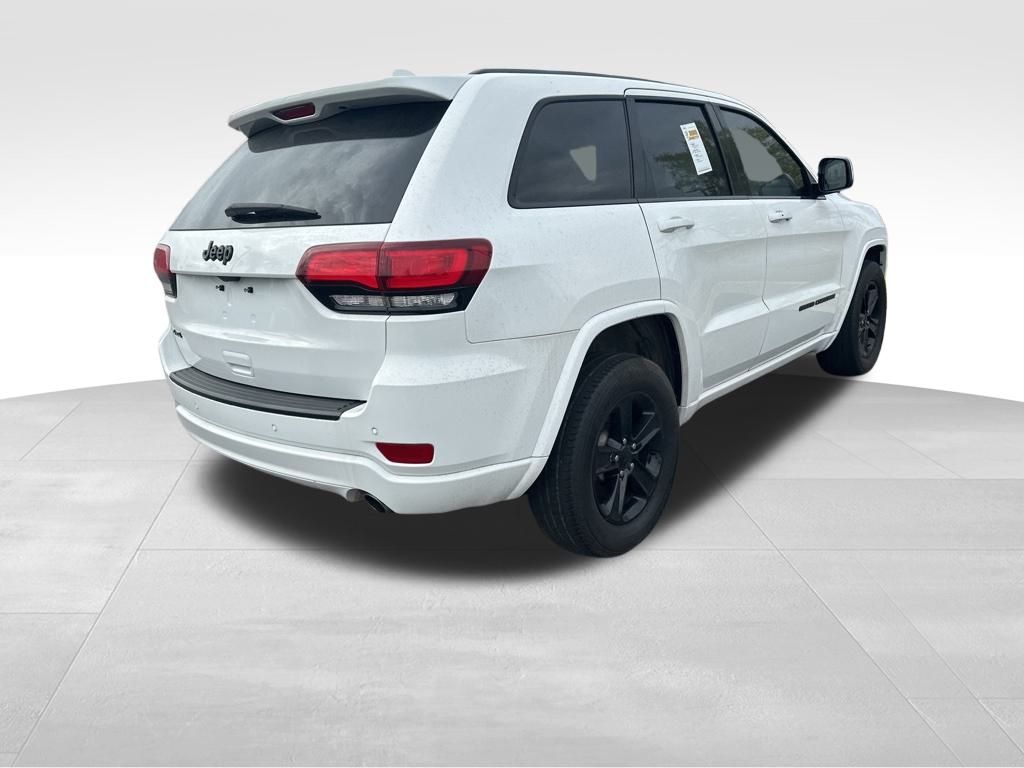 2021 Jeep Grand Cherokee Laredo X 8