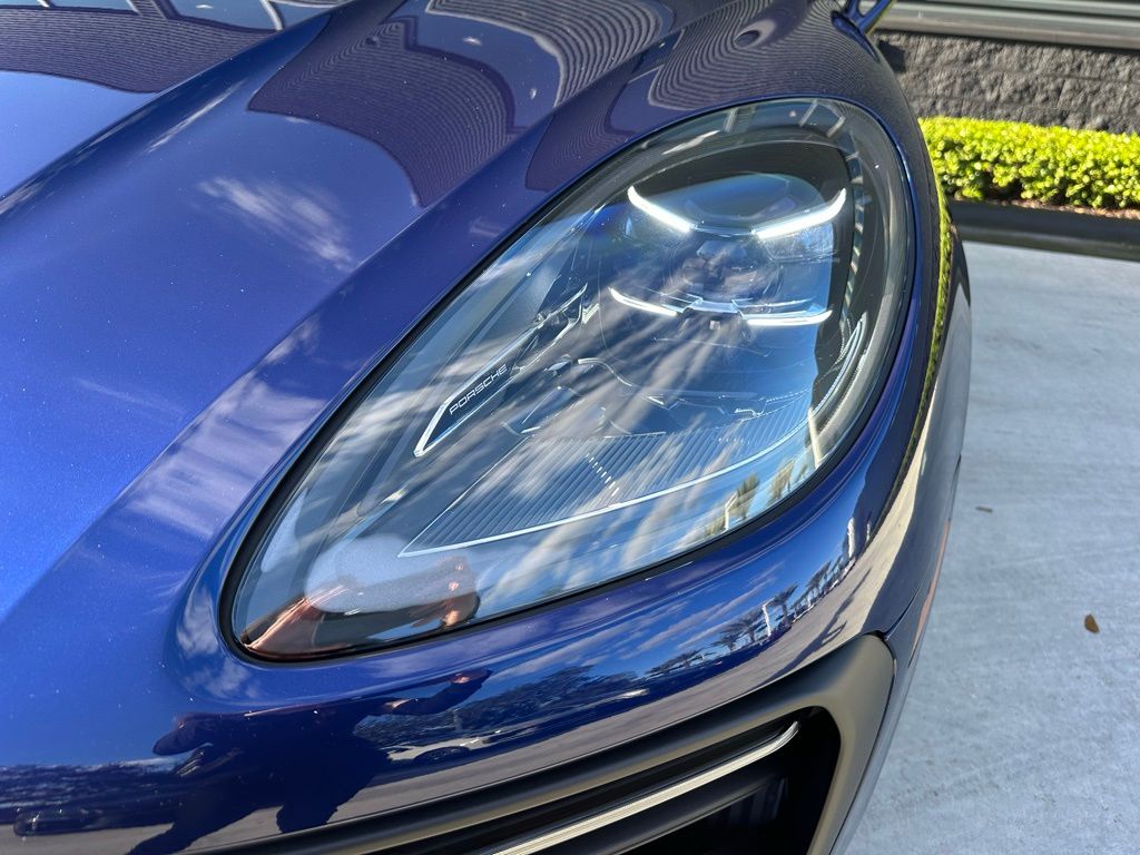 Thumbnail: 2026 Porsche Macan - 13