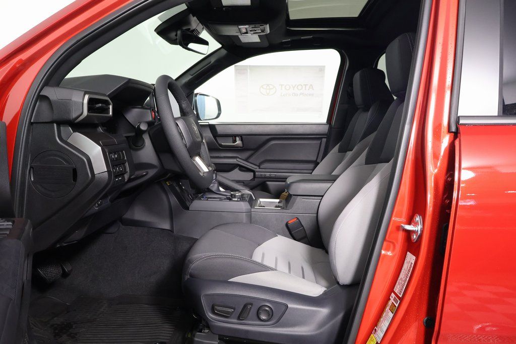 2025 Toyota Tacoma TRD Off-Road 5