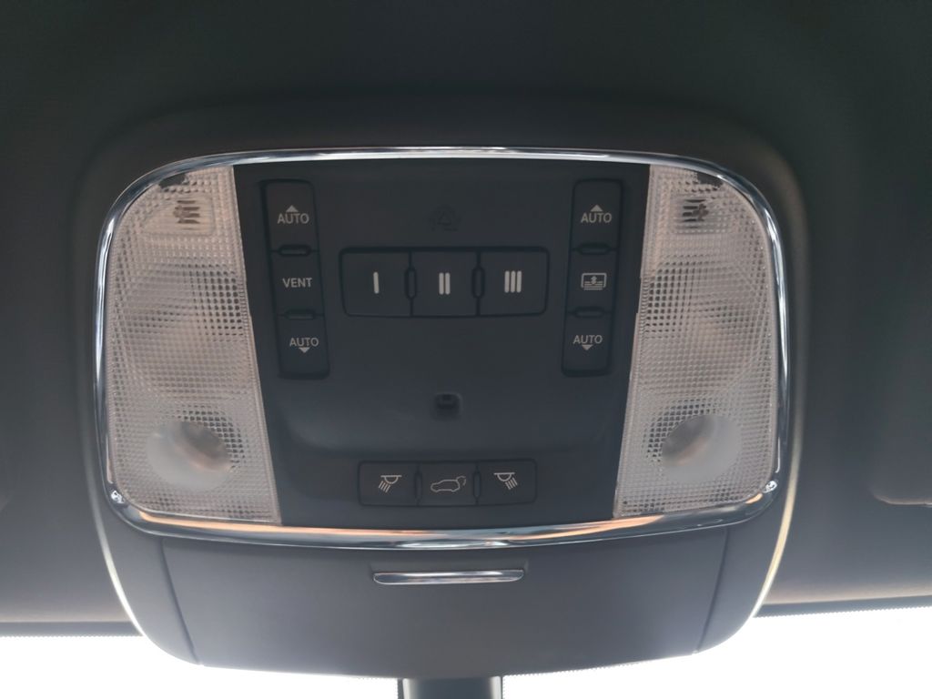 Used Car 2014 Jeep Grand Cherokee  Overland For Sale Under $15,000 In Austin, Texas