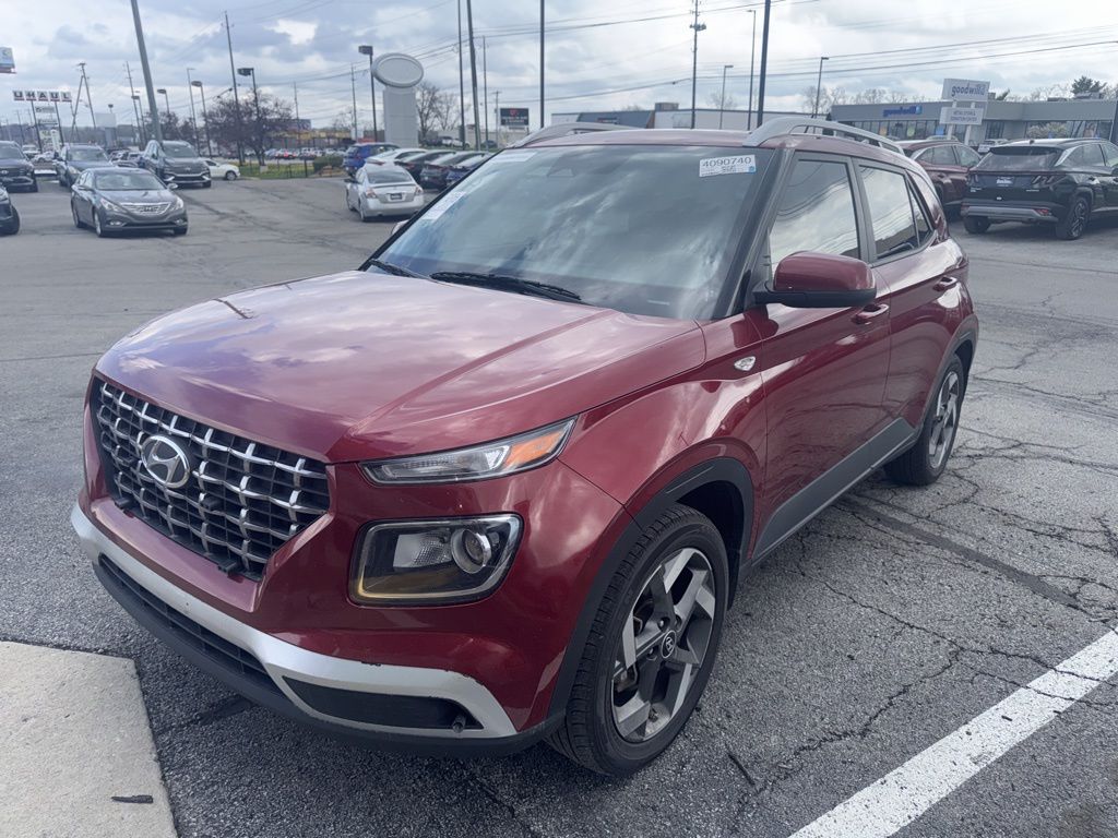 Ultimate Red 2024 Hyundai Venue SEL FWD SUV / Crossover Front-Wheel Drive Continuously Variable Transmission