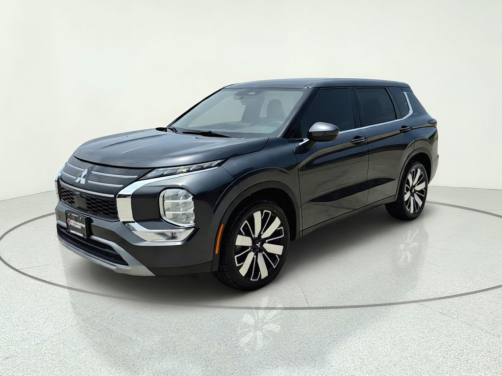 2025 Mitsubishi Outlander SE - 1