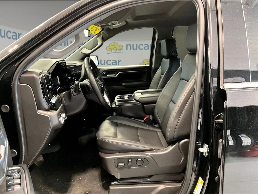 2024 GMC Sierra 1500 — photo 12