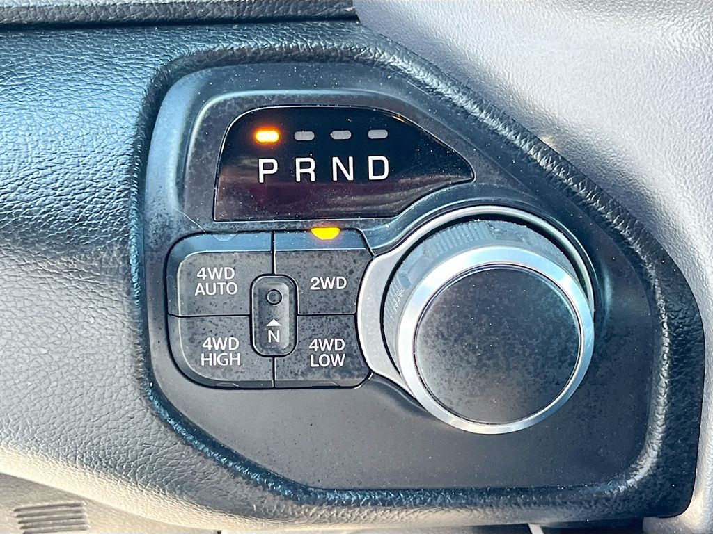 Used 2019 Red Ram Big Horn/Lone Star image 17