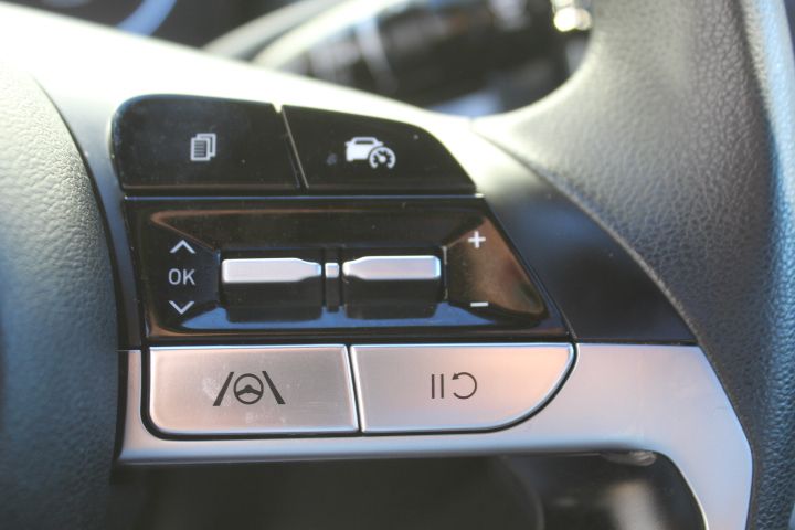 Used Car 2022 Hyundai Santa Cruz  Sel For Sale Under $25,000 In Georgetown, Texas