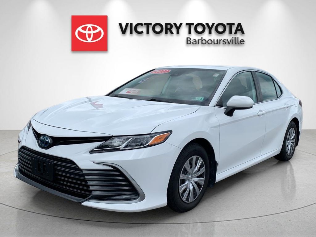 White 2022 Toyota Camry Hybrid LE FWD Sedan Front-Wheel Drive Continuously Variable Transmission