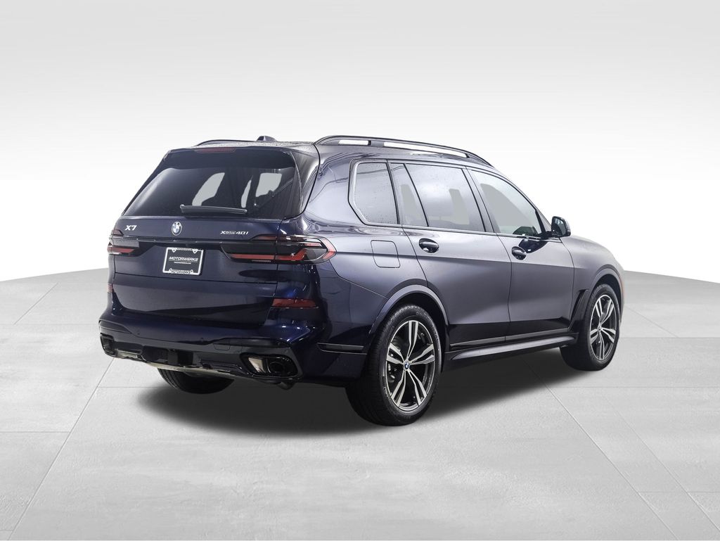 Thumbnail: 2026 BMW X7 - 5
