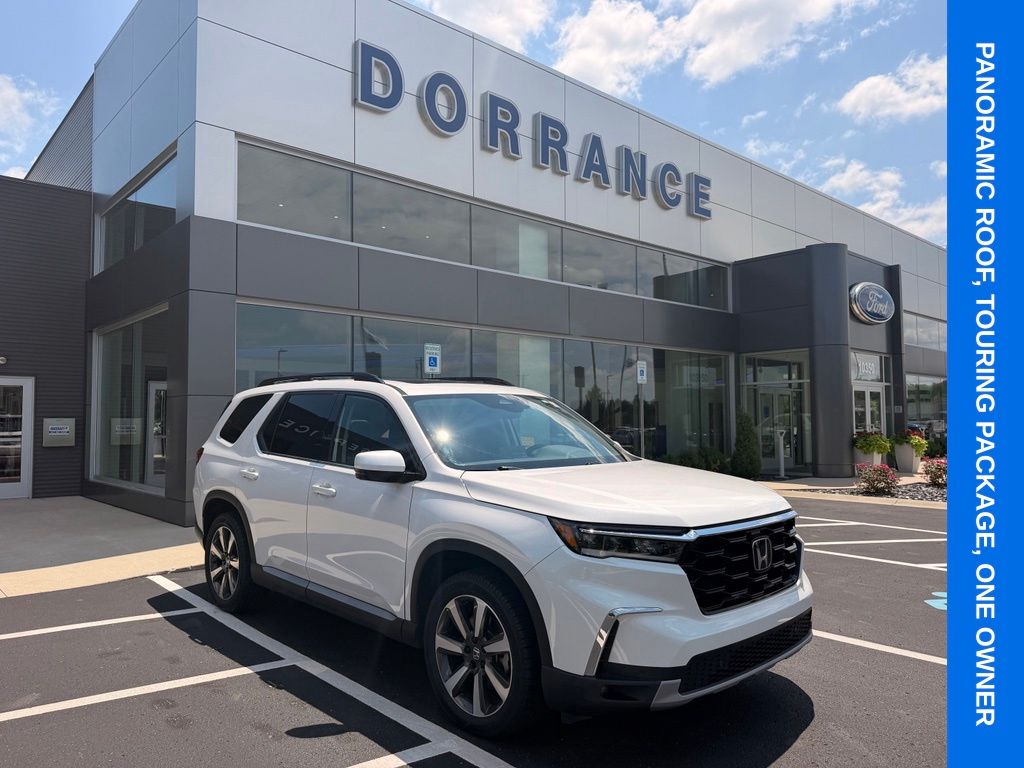 2023 Honda Pilot Touring AWD