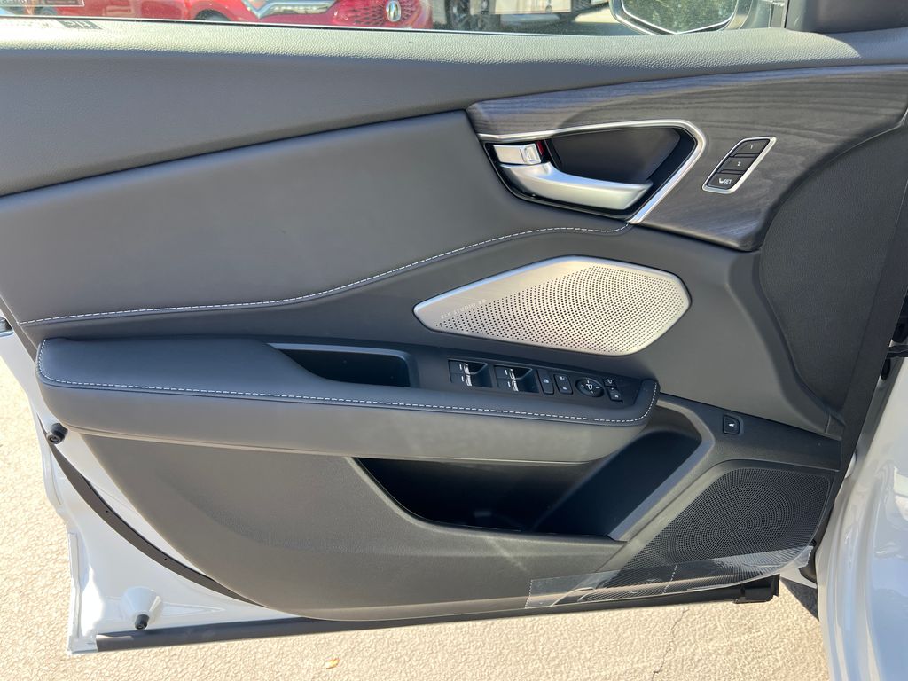 Thumbnail: 2026 Acura RDX - 12