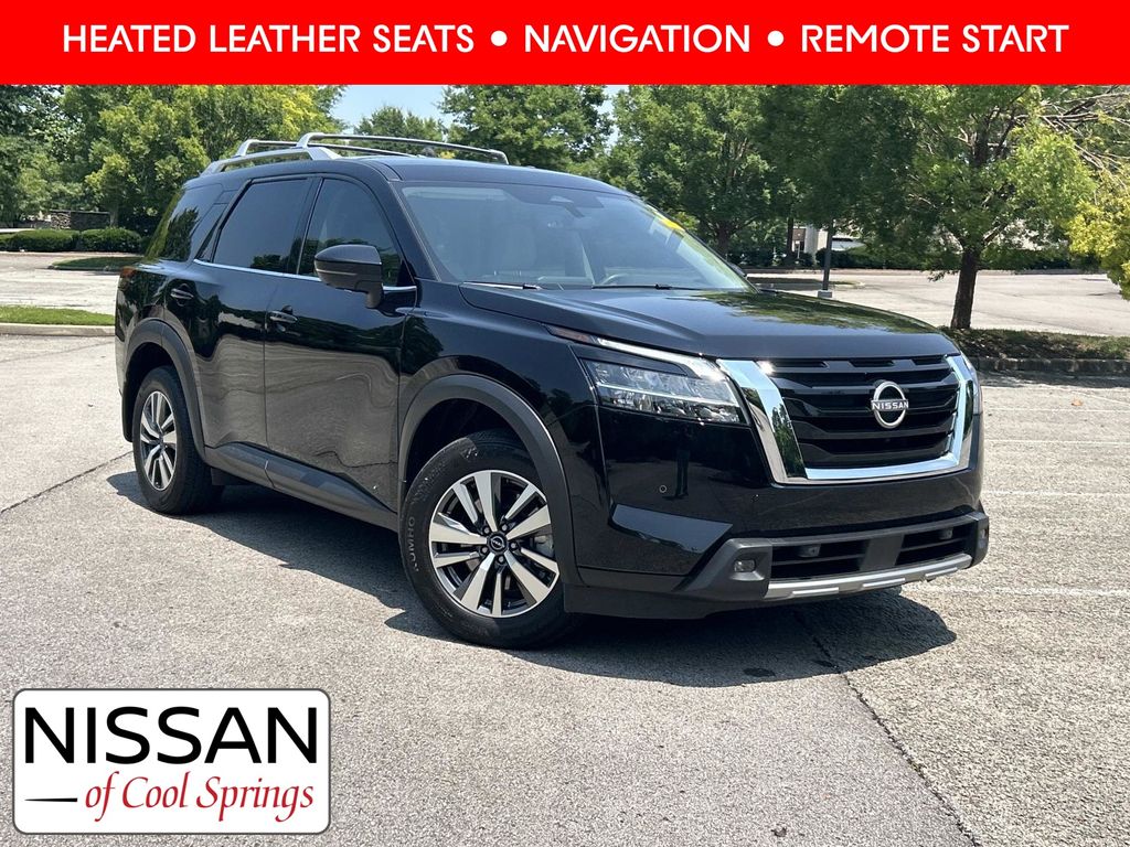 Super Black 2024 Nissan Pathfinder SUV / Crossover Front-Wheel Drive 9-Speed Automatic