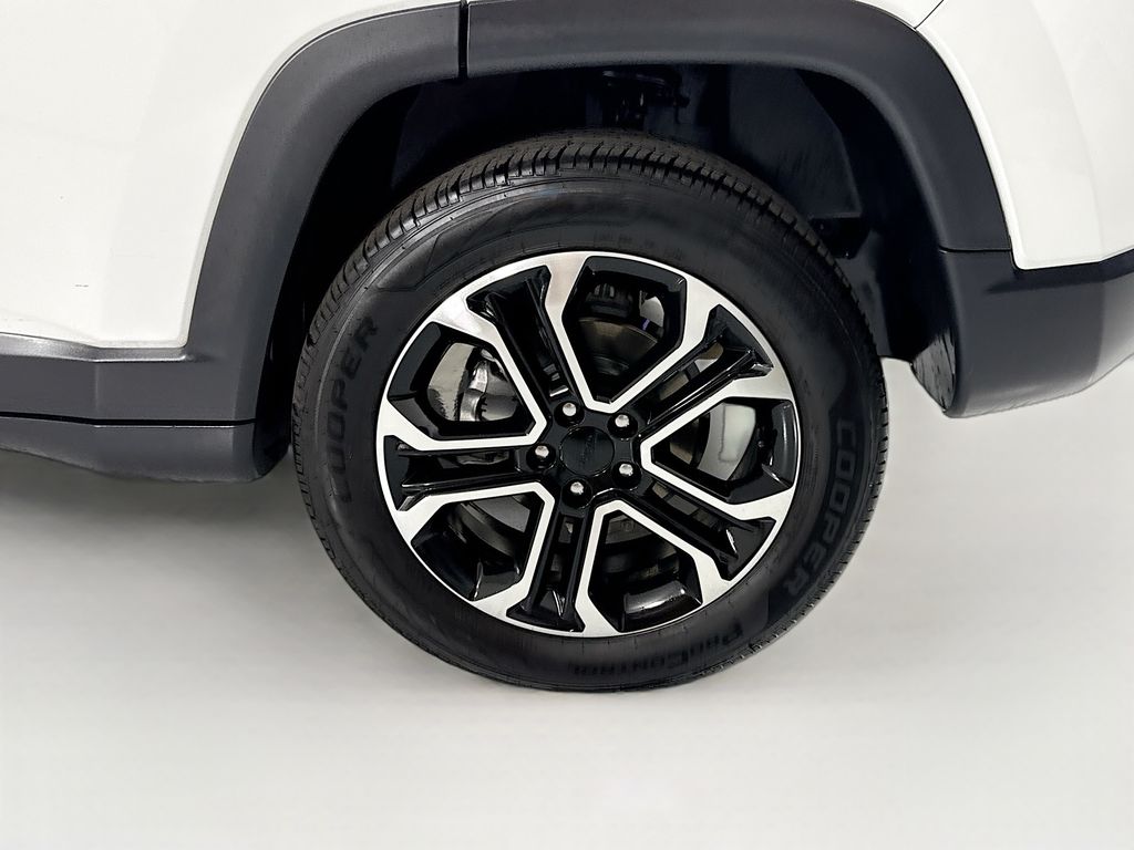 Thumbnail: 2023 Jeep Compass - 31
