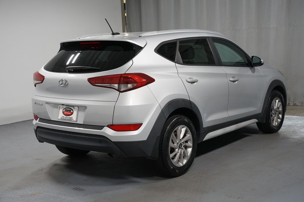 Thumbnail: 2017 Hyundai Tucson - 8