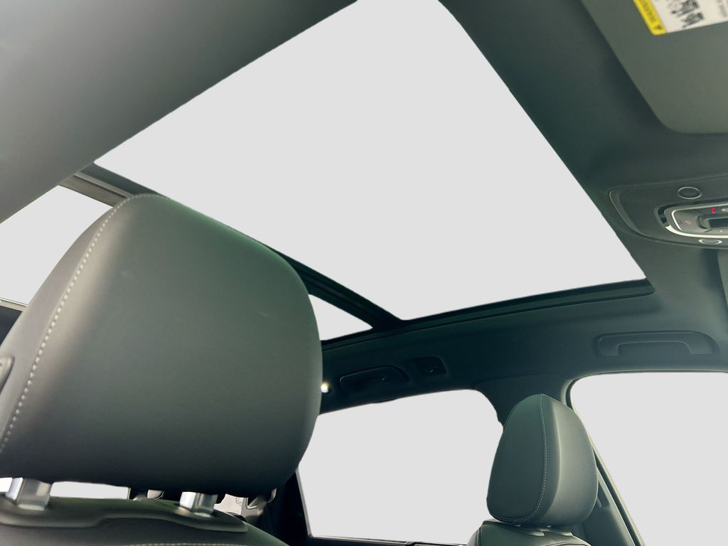 Thumbnail: 2025 Audi Q7 - 17