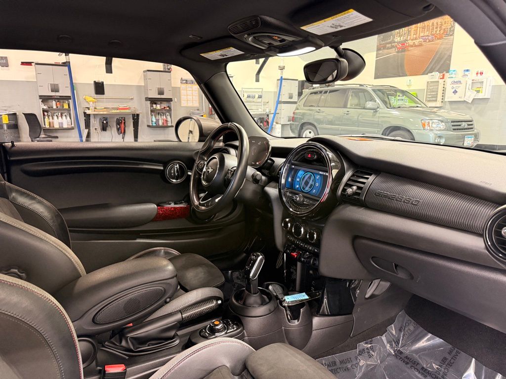 Thumbnail: 2021 MINI Cooper - 23