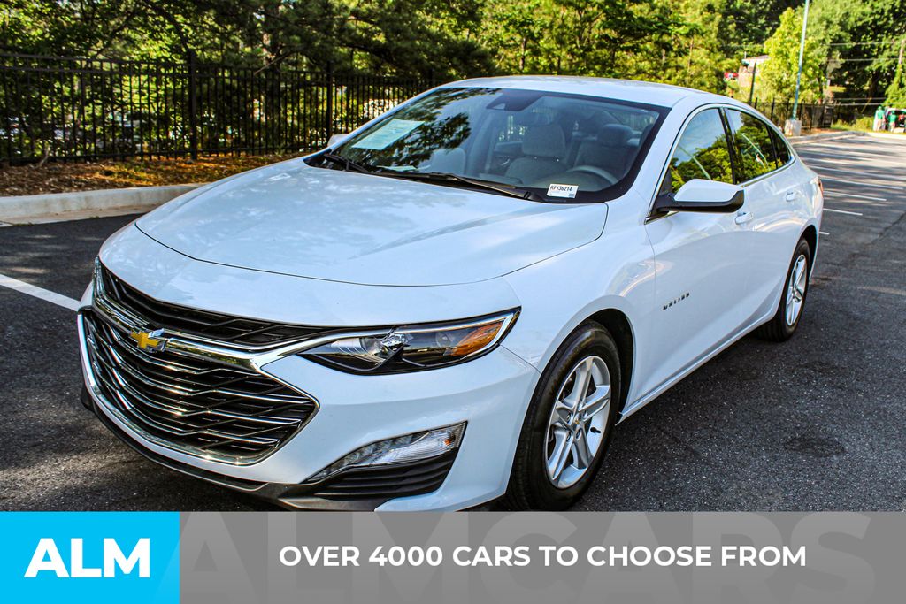 Used 2024 White Chevrolet LT image 2