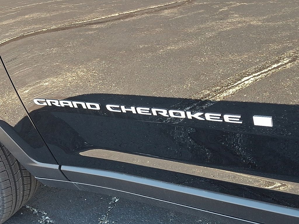 New 2026 Jeep Grand Cherokee SUV
