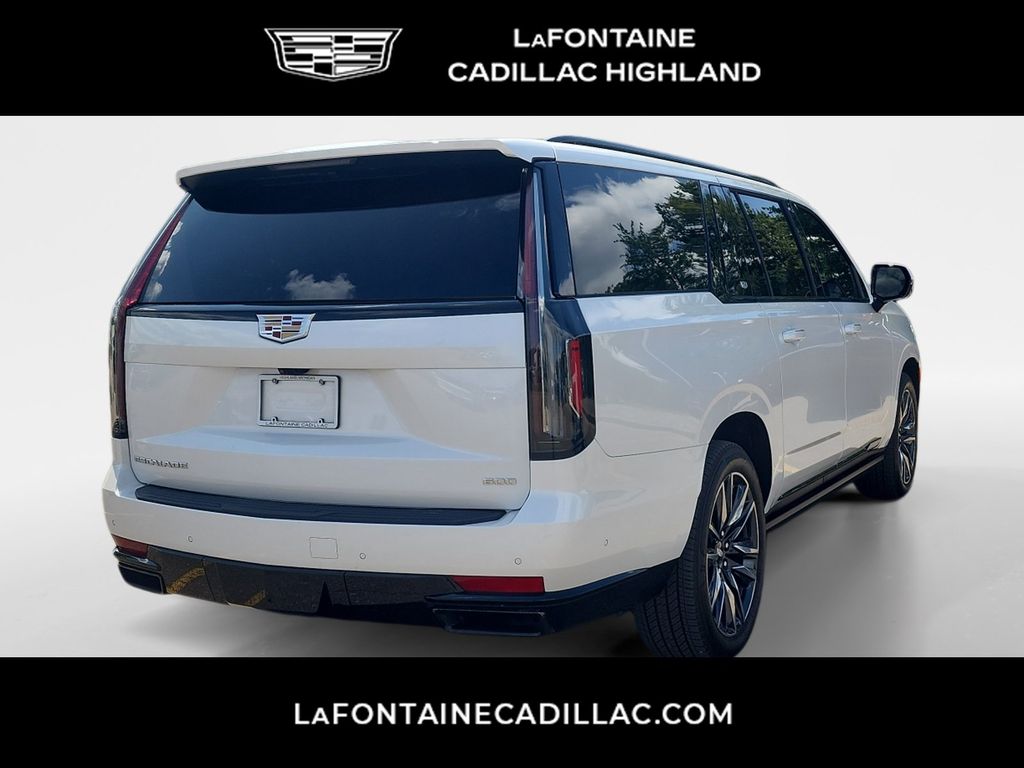 2023 Cadillac Escalade ESV Sport Platinum 7