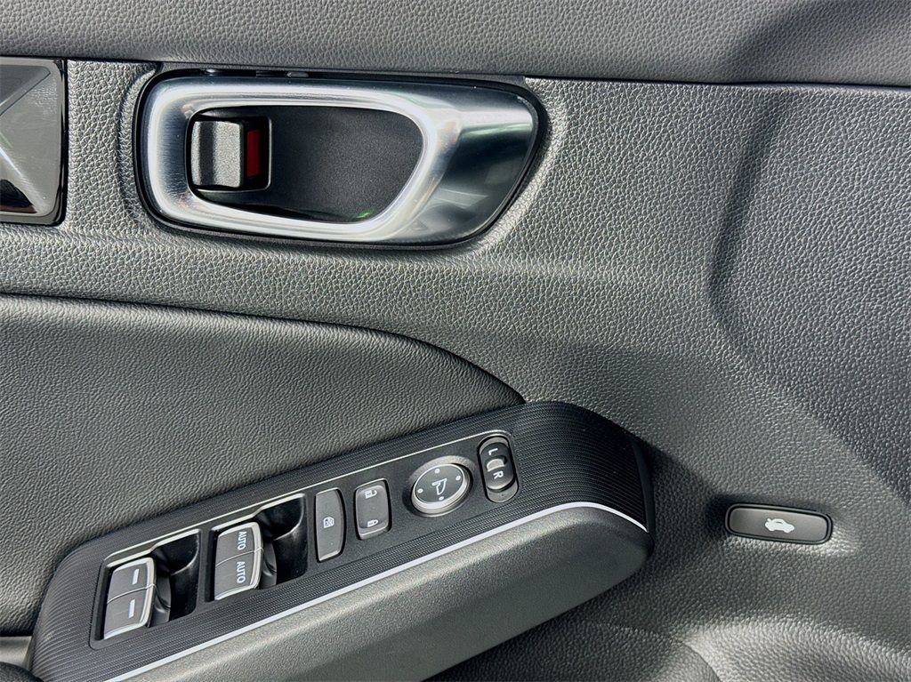 2025 Honda Civic Hybrid Sport photo