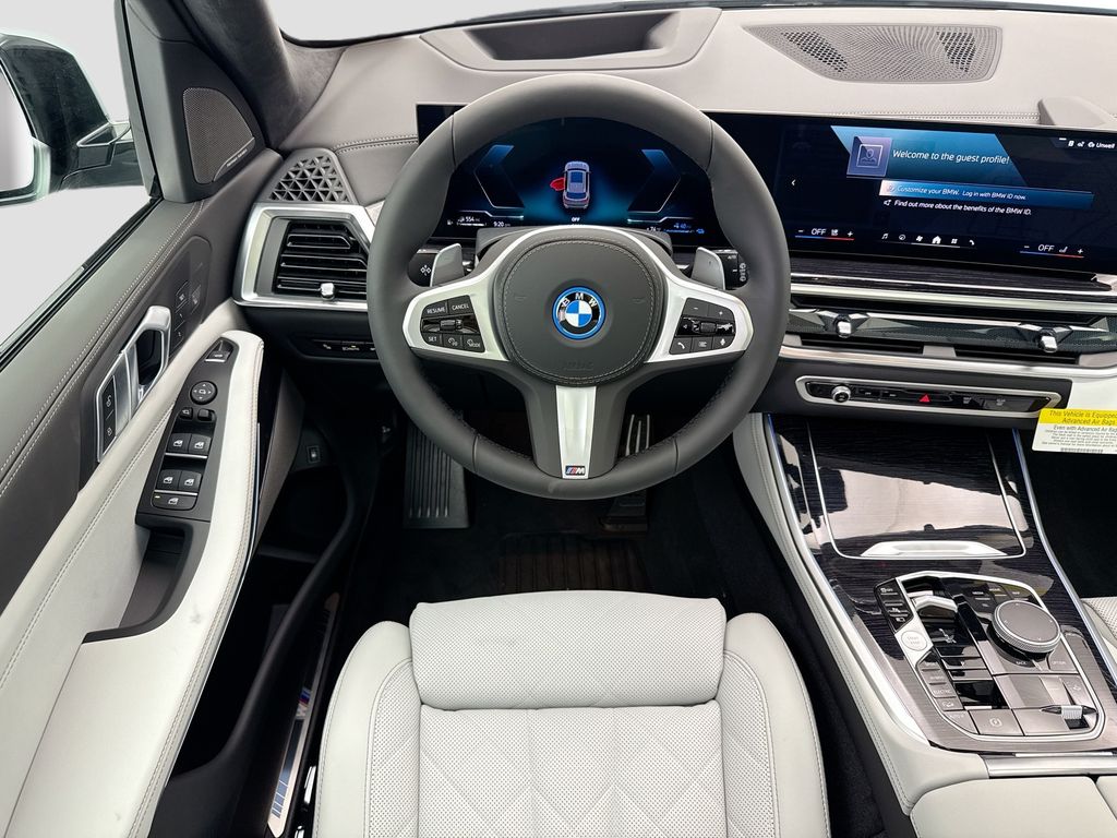 Thumbnail: 2026 BMW X5 - 10