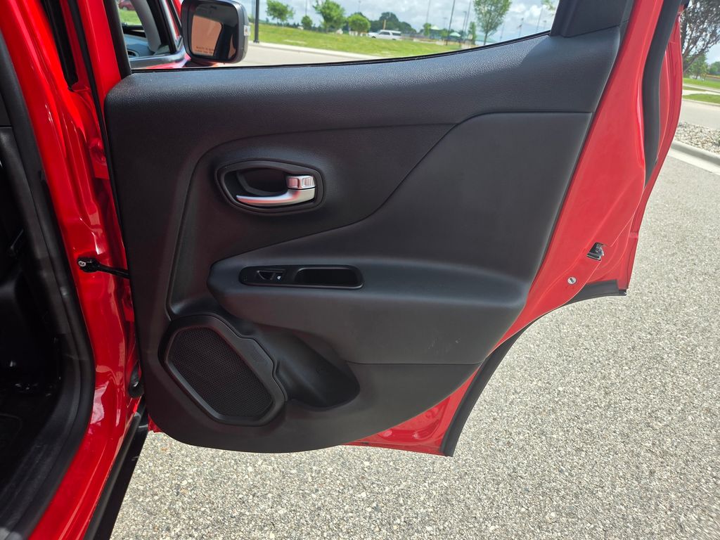 2020 Jeep Renegade Trailhawk