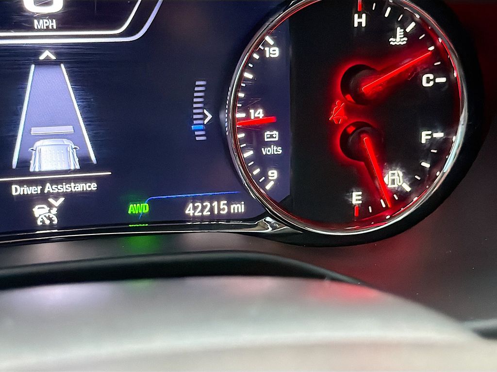 Used 2022 Black GMC Denali image 12
