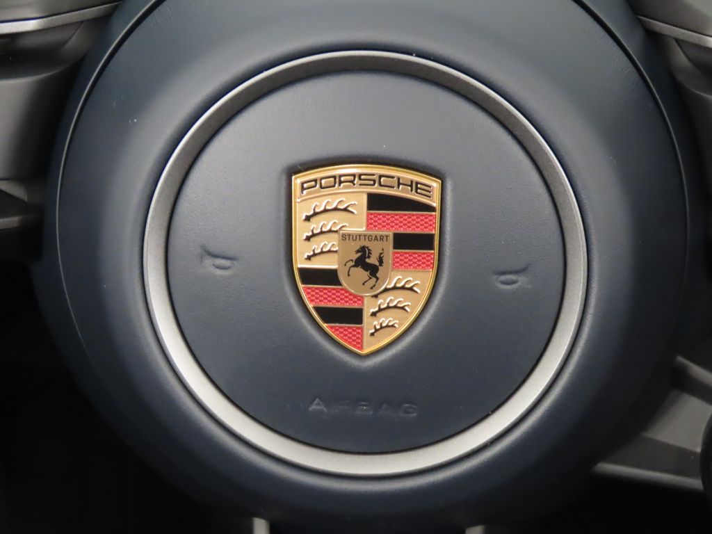 Thumbnail: 2025 Porsche 911 - 28