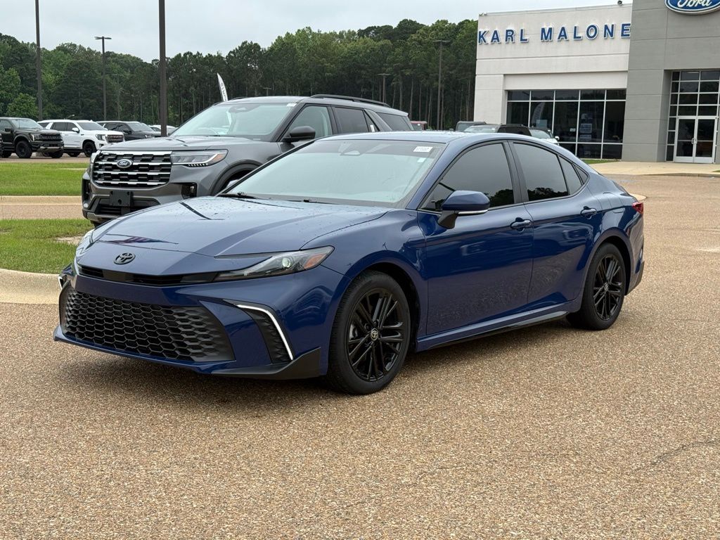 Blue 2025 Toyota Camry SE FWD Sedan Front-Wheel Drive Continuously Variable Transmission