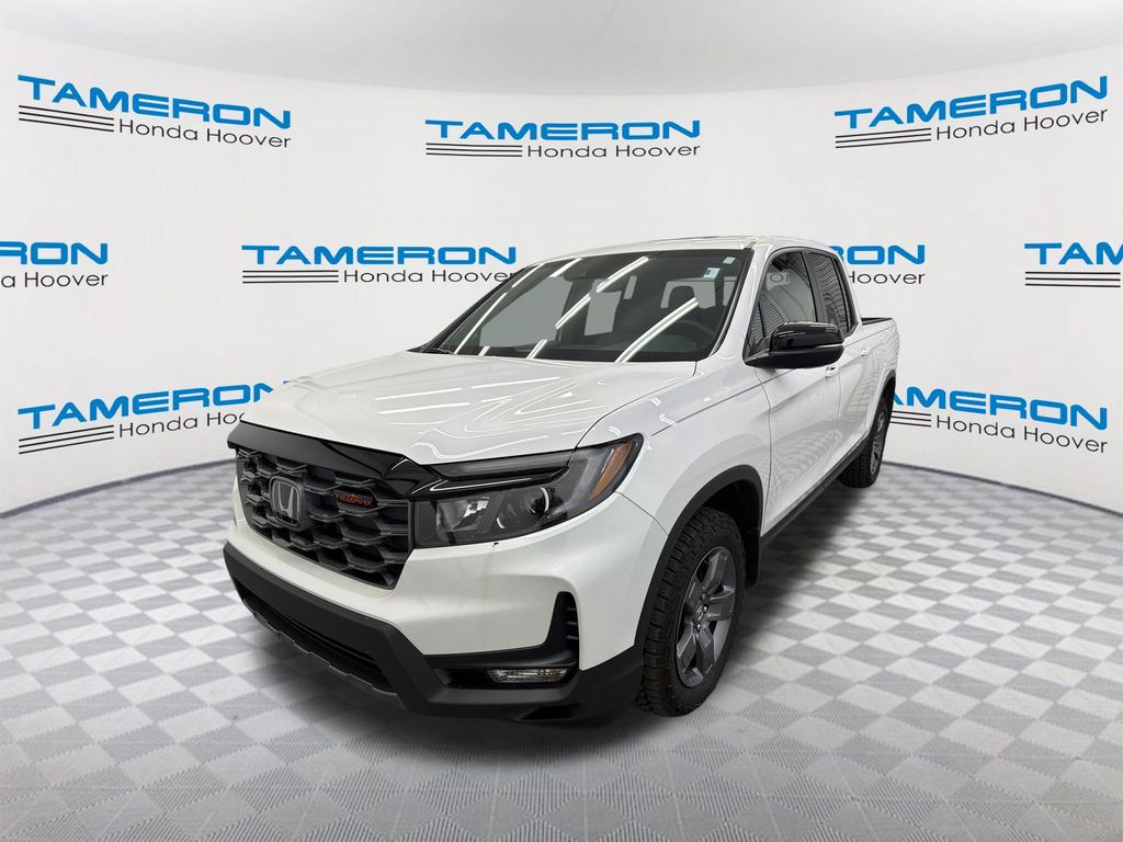 White 2024 Honda Ridgeline TrailSport AWD Pickup Truck All-Wheel Drive 9-Speed Automatic