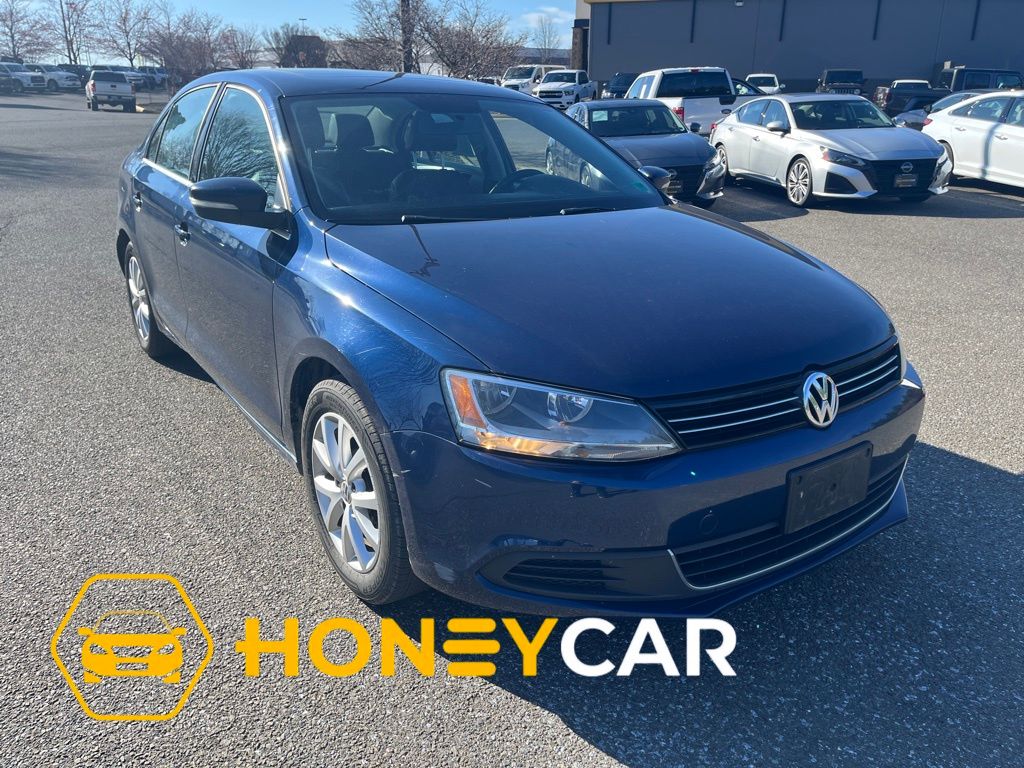 Tempest Blue Metallic 2014 Volkswagen Jetta SE Sedan Front-Wheel Drive 6-Speed Automatic