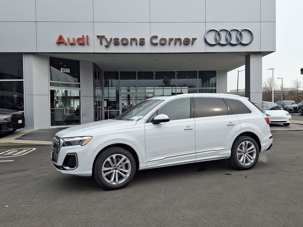 2025 Audi Q7  -
                Vienna, VA