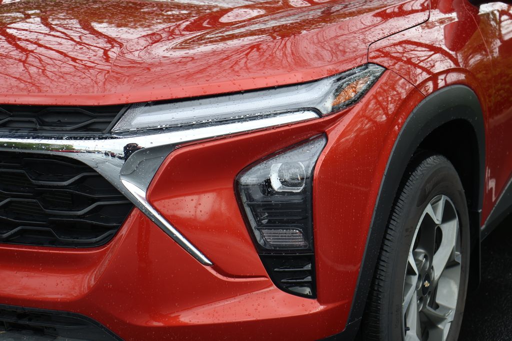 2024 Chevrolet Trax LT 3