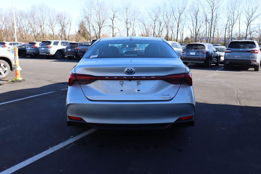 2021 Toyota Avalon XLE 4