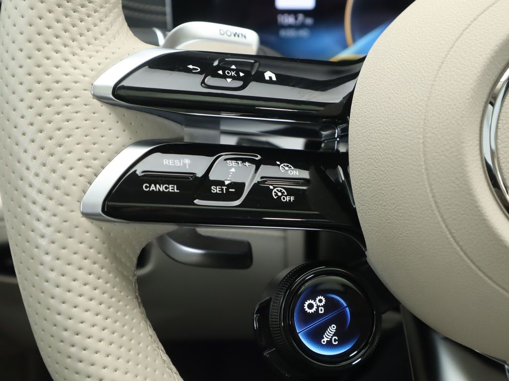 Thumbnail: 2023 Mercedes-Benz AMG GT - 11