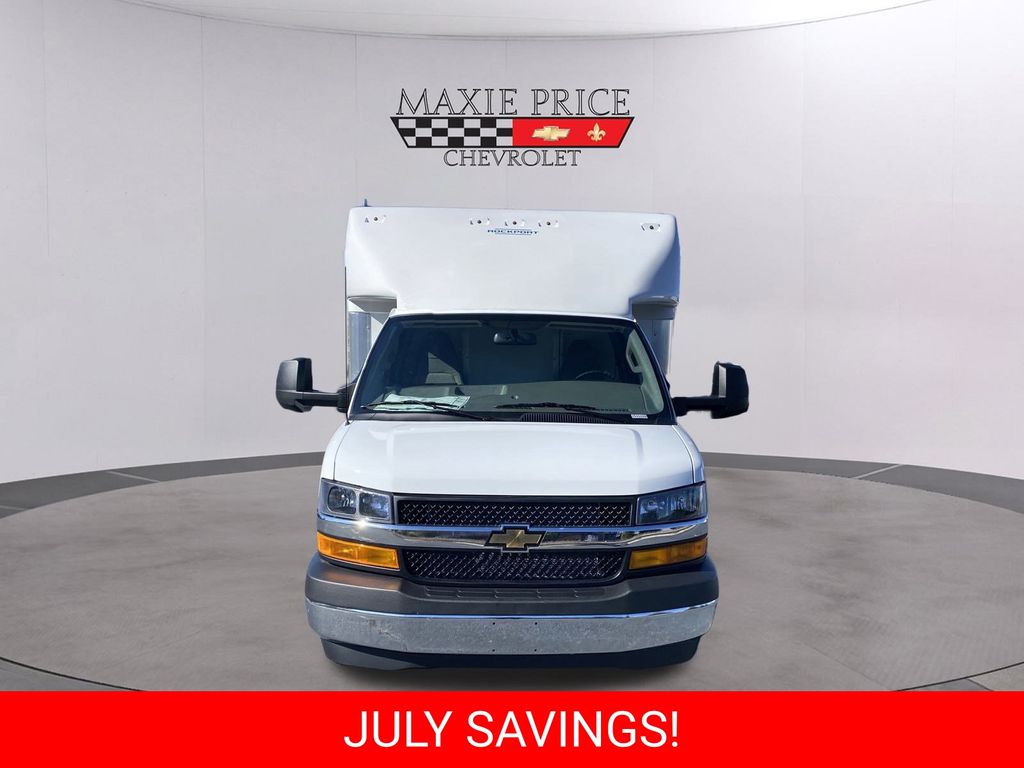 New 2025 Chevrolet Express 3500 Coupe