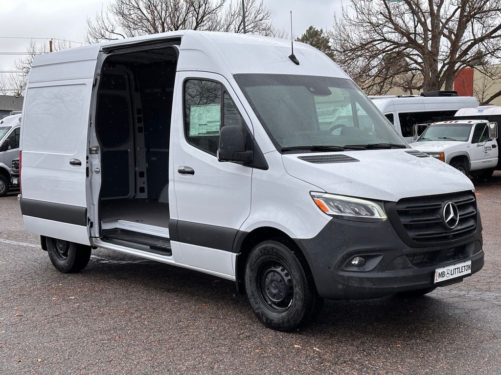 2024 Mercedes-Benz Sprinter 2500 Cargo 144 WB 23